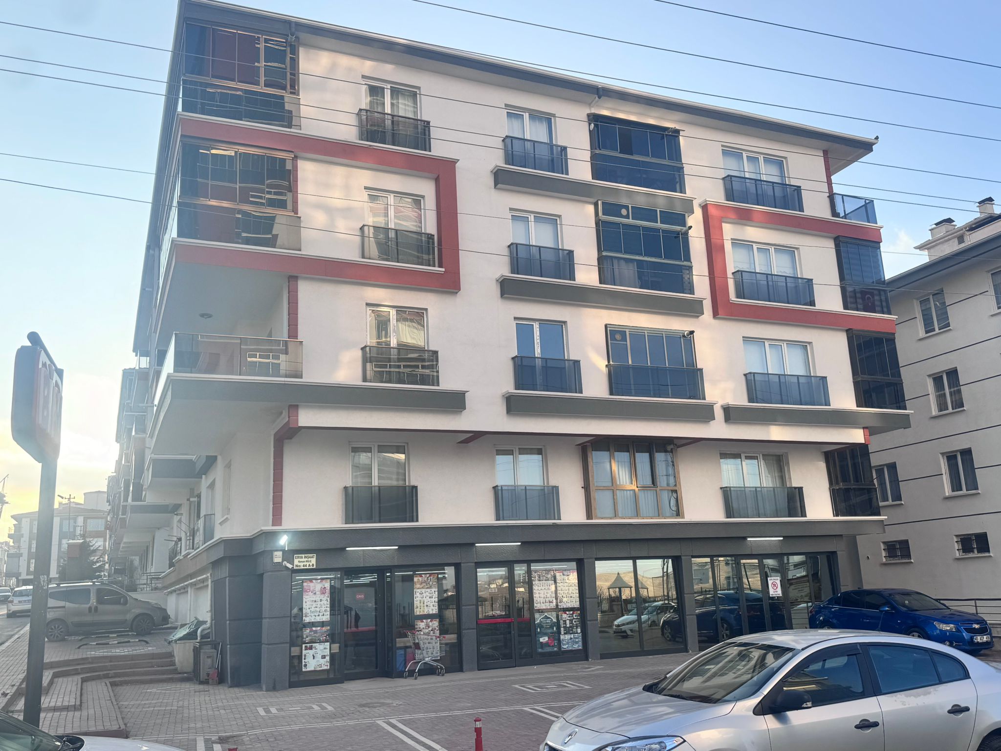 Bahçelievler Mahallesi 1042 Ada 17 Parsel Villa Projesi görsel 2